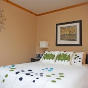 Hotel Squamish Queen Room